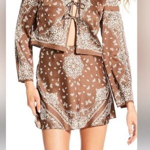 New Gianni Bini Brown Bandana Skirt